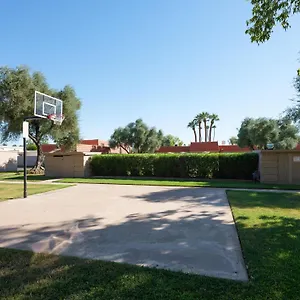 Modern Tropics Holiday home Scottsdale